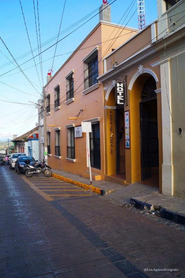 Hotel del Pasaje Morales Comitan de Dominguez Exterior foto